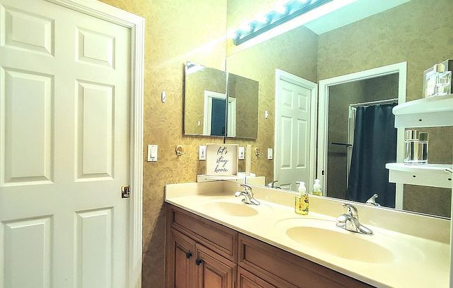 Additional photo 2 of property located at 101 Cottonwood Cir