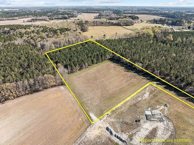 Photo of 2075 Harris Ridge Rd, Winterville, NC