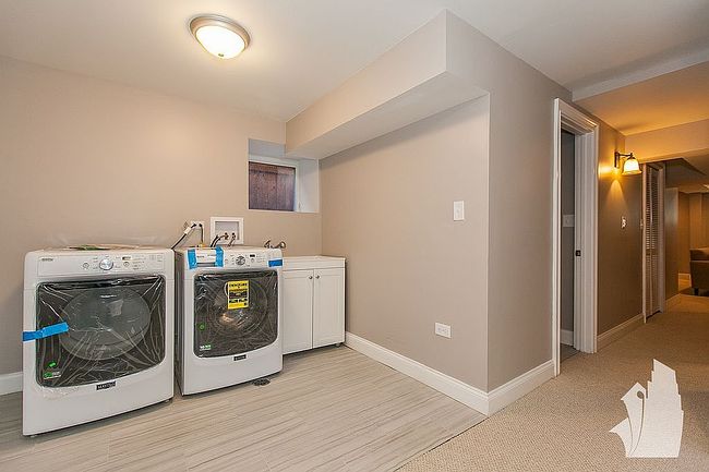 Photo of 806 S Oakley Blvd, Chicago, IL
