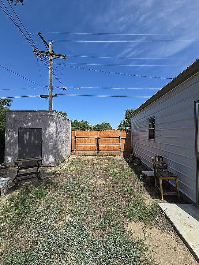 Image of 712 N 13th St
