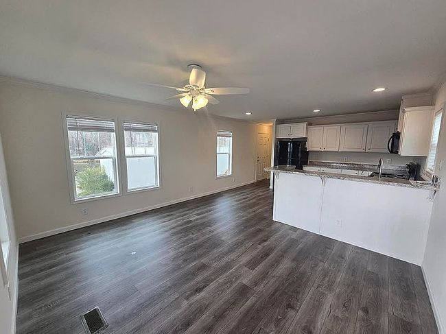Image of 168 Red Oak Ct