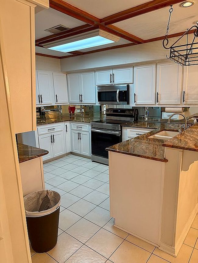 Additional photo 1 of property located at 10506 Berry Knoll Dr