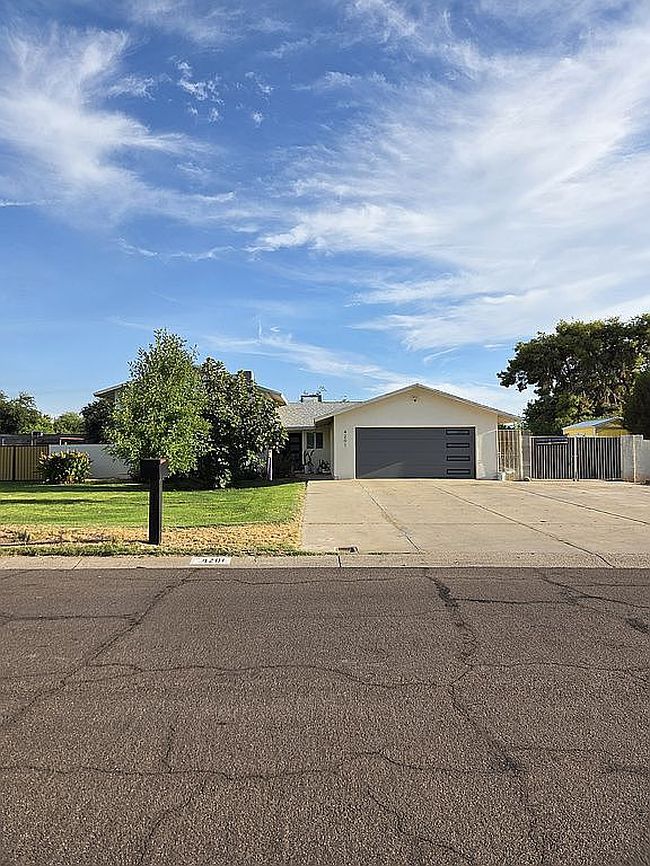 Additional photo 2 of property located at 4201 W Waltann Ln