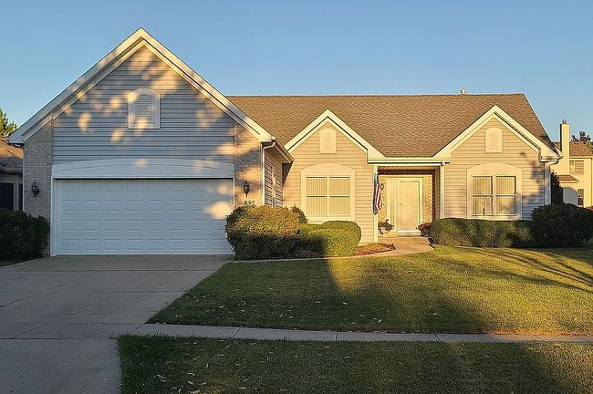 Photo of 697 Indian Ridge Dr