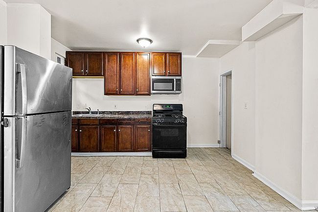 Additional photo 1 of property located at 3211 Elmley Ave