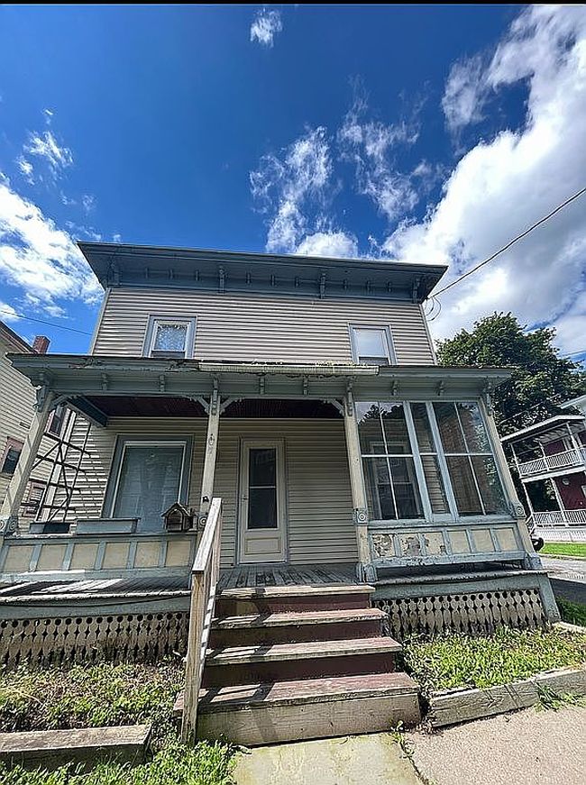 Image of 7 East St