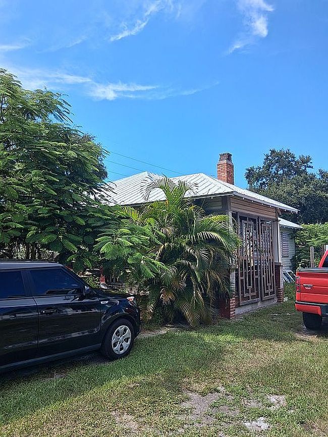Photo of 1106 Grove St, Clearwater, FL