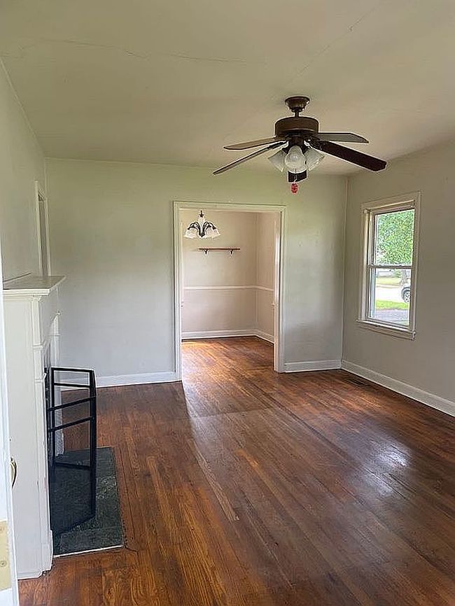 Image of 2401 Poincianna St Sw