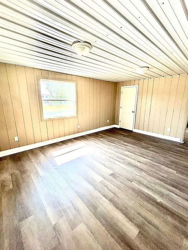 Image of 411 Mammoth Cave Rd