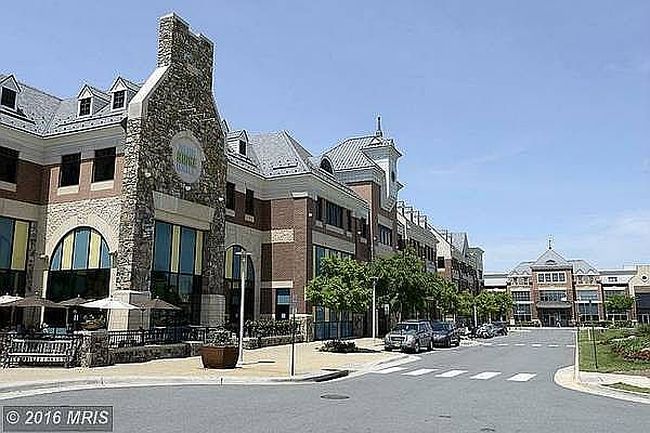 Photo of 42446 Mayflower Ter Unit 204, Brambleton, VA