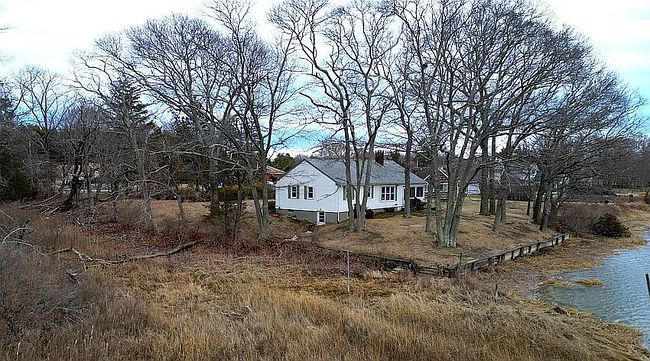 Image of 2700 Beebe Dr