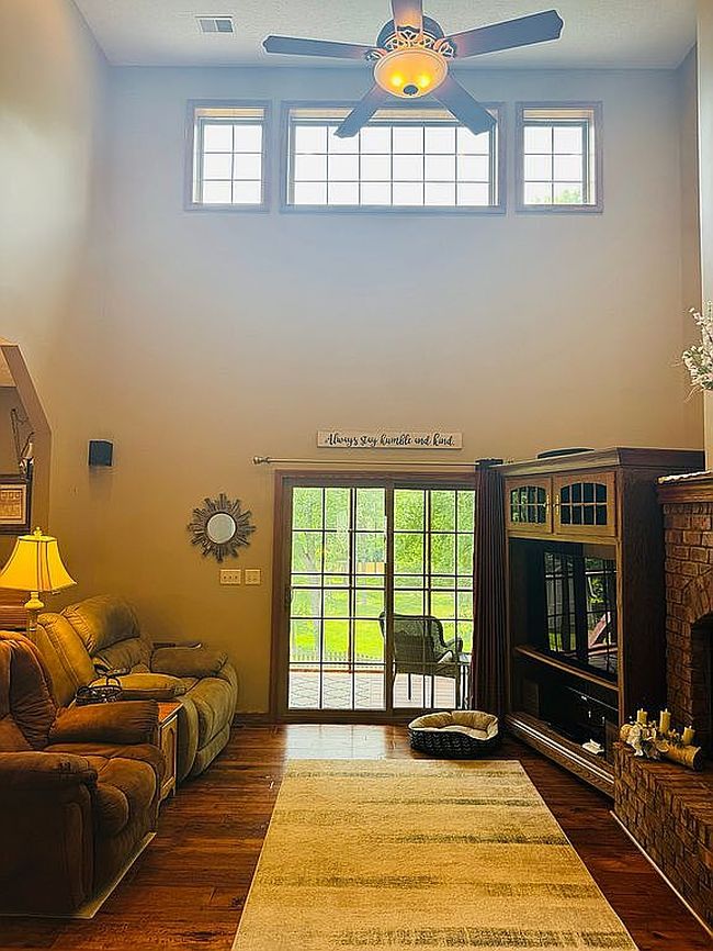 Photo of 115 Greenbrier Ln, Davisville, WV