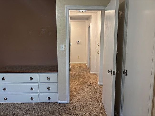 Additional photo 3 of property located at 520 N Lane Dr