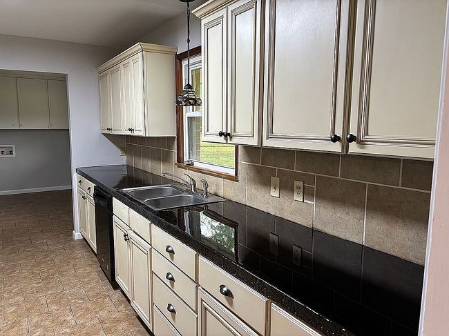 Image of 1614 Prairie Heights Dr