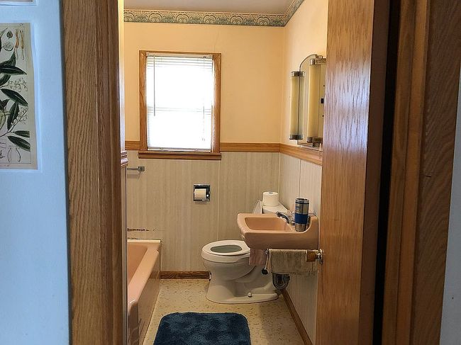 Image of 307 1st Ave E