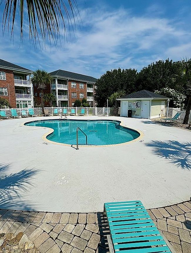 Image of 3927 Gladiola Ct Unit 204