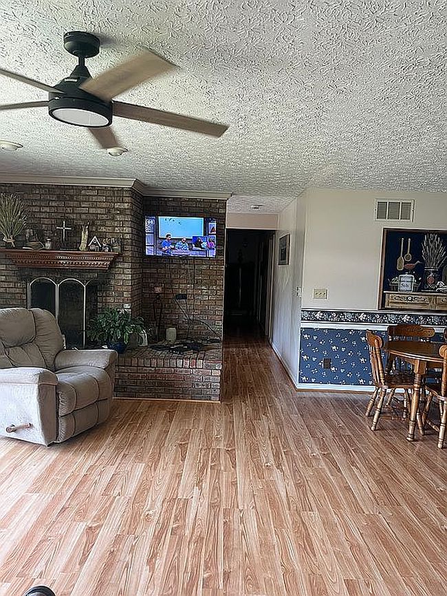 Image of 1693 Stoner Creek Rd