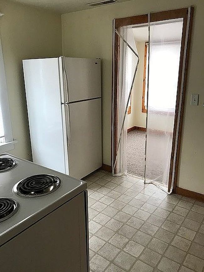 Image of 18 N Dodge St