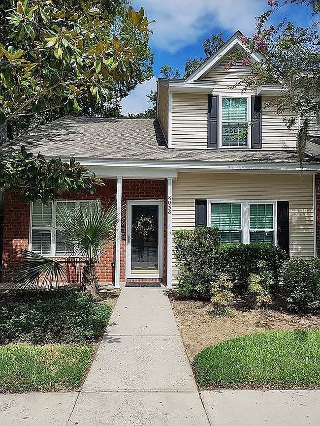 Photo of 8038 Shadow Oak Dr