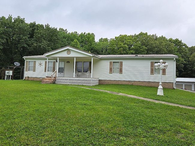 Photo of 328 Crisp Rd, Cadiz, KY