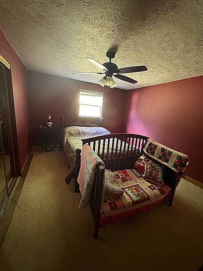 Photo of 347 King Dr, Leon, WV