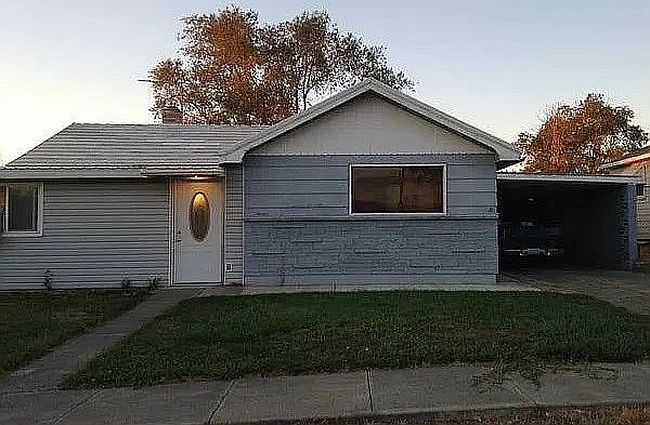 Image of 11 E 5th Ave