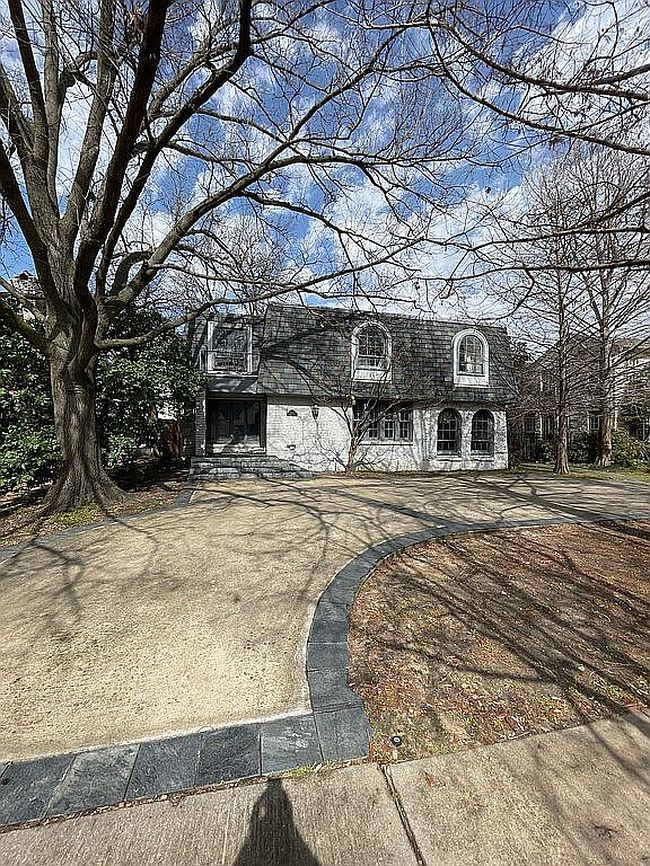 Image of 3712 Lovers Ln