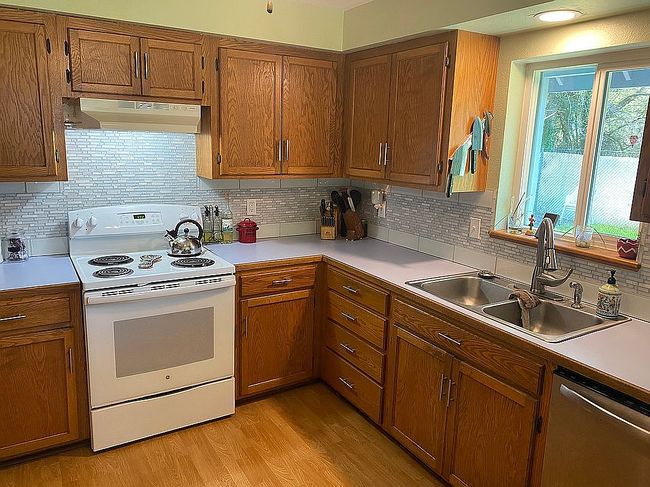 Image of 1162 1st Ave