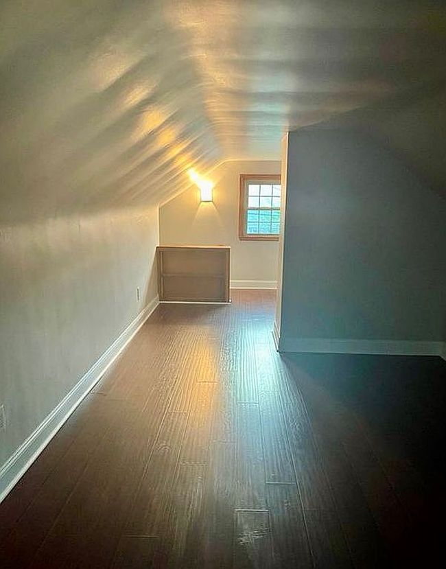 Image of 2406 Bradley Ave