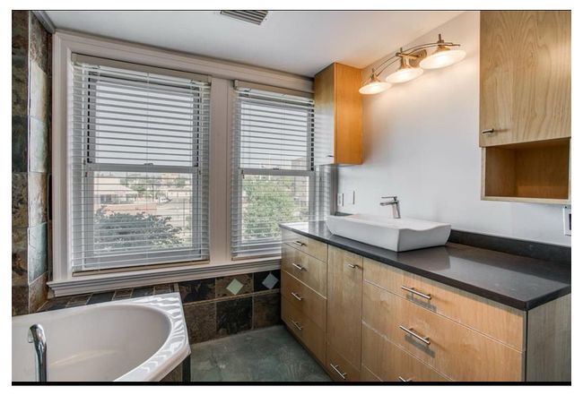 Image of 329 E Colorado Blvd