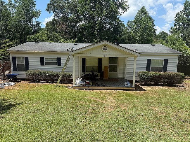 Photo of 127 Coster Rd, Travelers Rest, SC