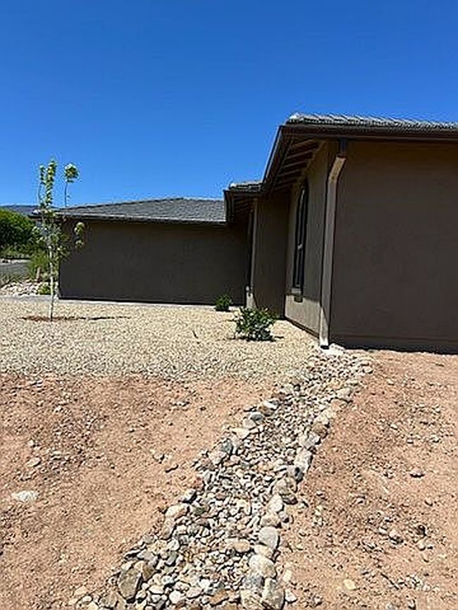 Image of 1600 E Hombre Dr