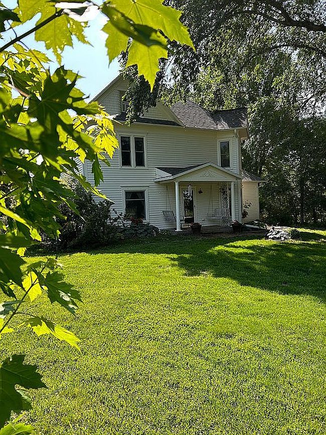 Photo of 586 I Ave, Pilot Mound, IA