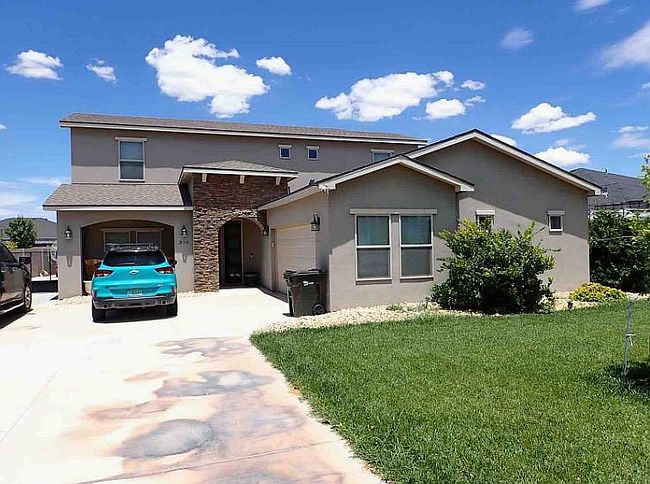 Photo of 310 Wheat Ct, Carlsbad, NM