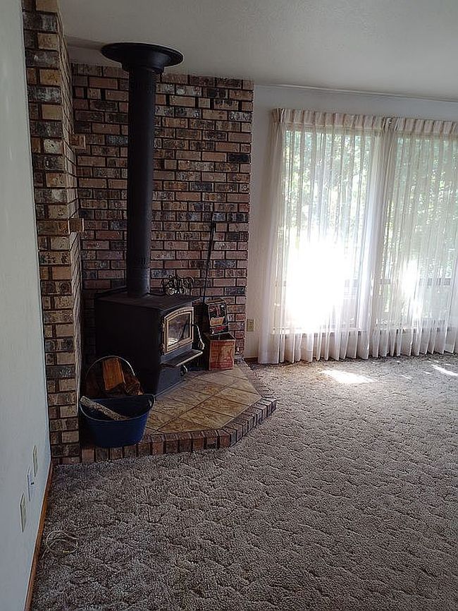 Photo of 220 N Govan Ave, Sequim, WA