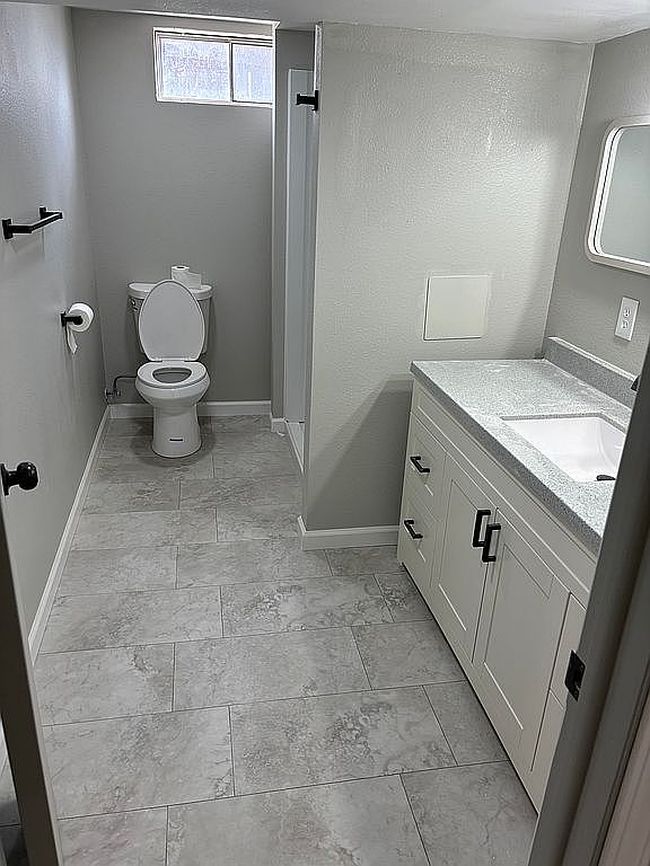 Image of 321 W Cedar St