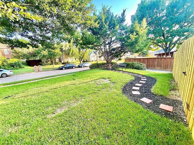Photo of 750 Pulitzer Ln, Allen, TX