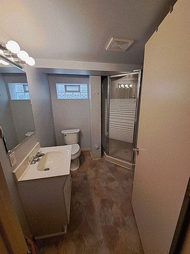 Photo of 6646 W 63rd Pl, Chicago, IL