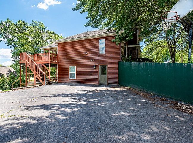 Photo of 806 S Flint St, Stockton, MO