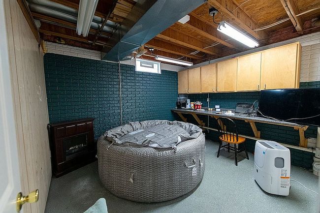 Photo of 2860 Dawn Dr, Adrian, MI
