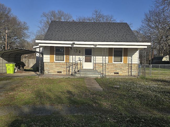 Image of 1101 S Lowe St