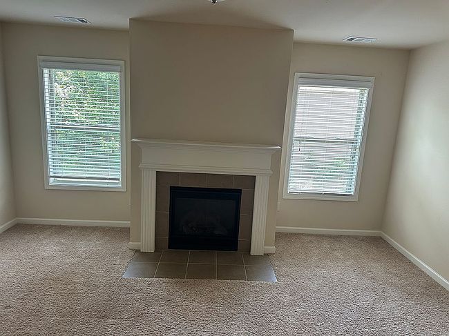 Photo of 4239 Amberleaf Walk, Lilburn, GA
