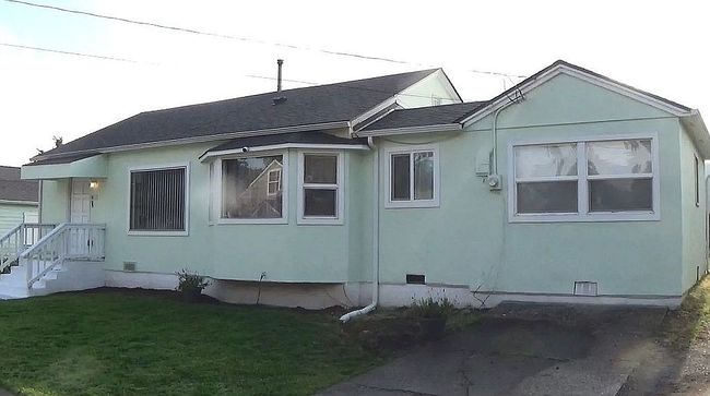 Additional photo 1 of property located at 1583 Nw Fairmount St