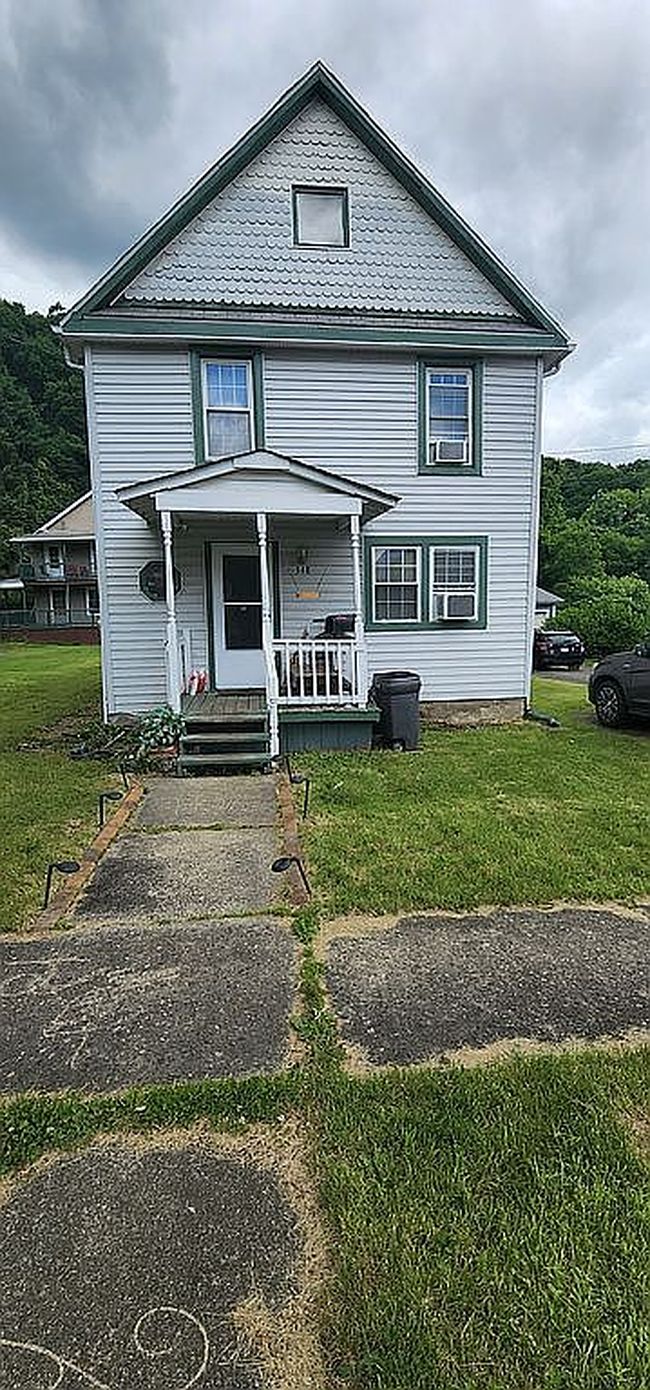 Photo of 348 Pacific St
