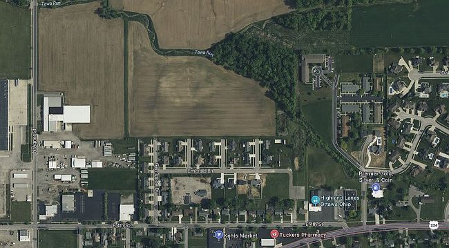 Image of 3 Gemstone Subdivision