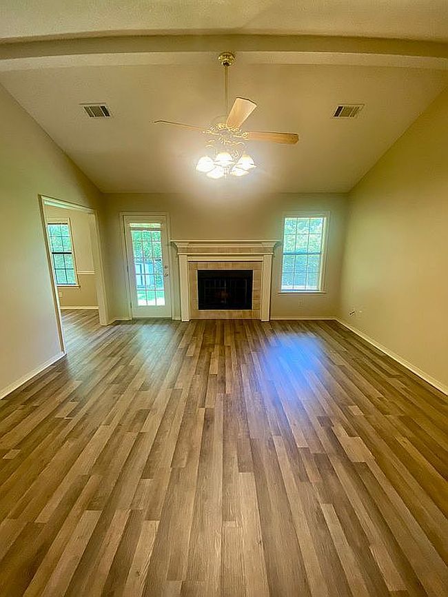 Additional photo 2 of property located at 908 N 20th St