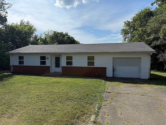 Photo of 2117 Old Niles Ferry Rd, Maryville, TN