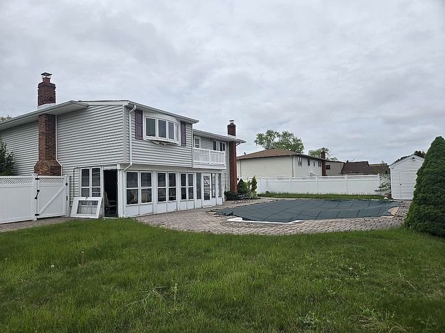 Photo of 801 5th St, West Babylon, NY