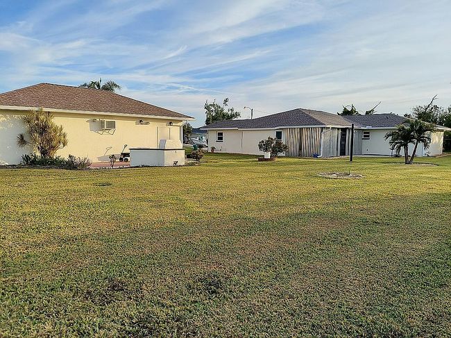 Image of 9423 El Campo Ave