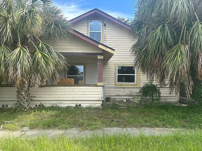 Photo of 1705 44th St S, Saint Petersburg, FL
